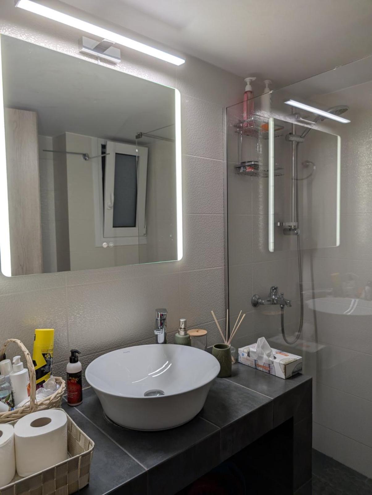 Luxury & Spacious Apartment In Athens Ngoại thất bức ảnh
